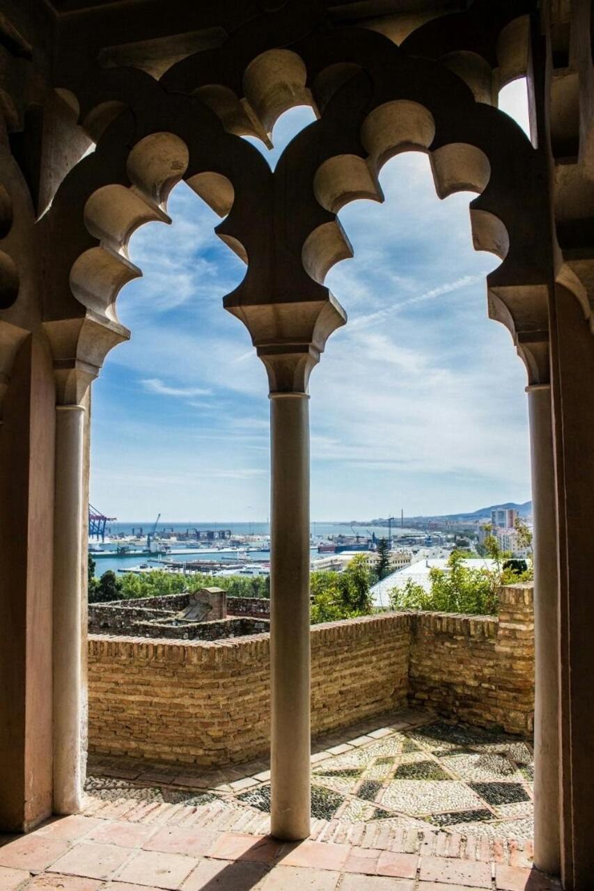 Nuestro Rincon Del Centro Historico Especial Grupos Terraza Parking Gratis 02 Apartment Malaga Exterior photo